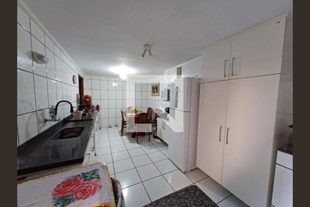Foto 24 de casa à venda com 3 quartos, 170m² em Cidade Dutra, São Paulo