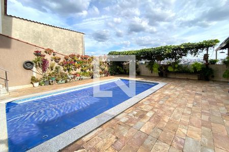 Casa para alugar com 5 quartos, 417m² em Havaí, Belo Horizonte