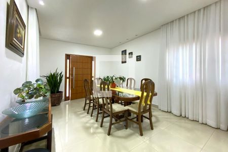 Sala de casa para alugar com 5 quartos, 417m² em Havaí, Belo Horizonte