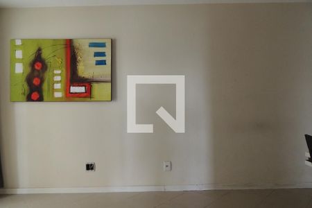 Sala de apartamento à venda com 3 quartos, 70m² em Tanque, Rio de Janeiro