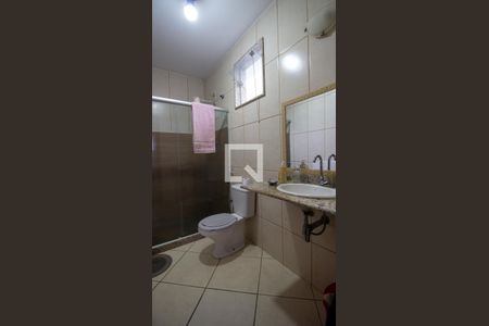 Banheiro da Suíte de casa de condomínio à venda com 3 quartos, 380m² em Vargem Grande, Rio de Janeiro