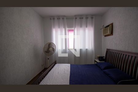 Suíte de casa de condomínio à venda com 3 quartos, 380m² em Vargem Grande, Rio de Janeiro