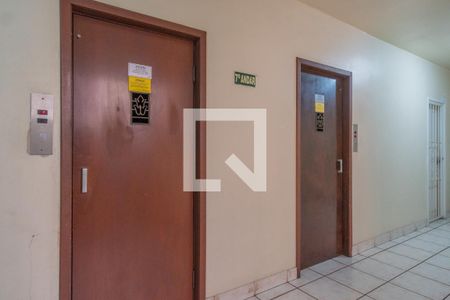 Elevador de apartamento à venda com 3 quartos, 122m² em Centro Histórico, Porto Alegre