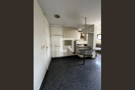 Apartamento à venda com 5 quartos, 745m² em Barra da Tijuca, Rio de Janeiro
