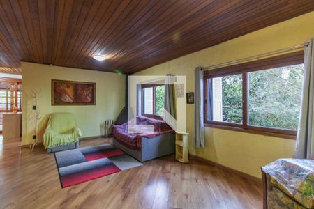 Sala de casa à venda com 3 quartos, 229m² em Vila Nova, Porto Alegre