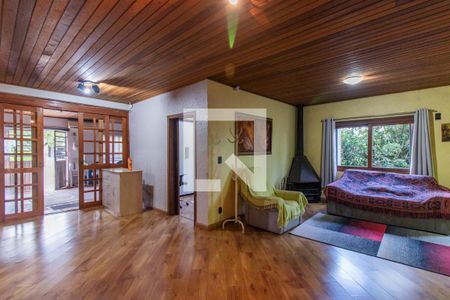 Sala de casa à venda com 3 quartos, 229m² em Vila Nova, Porto Alegre