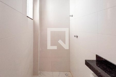 Banheiro de apartamento para alugar com 2 quartos, 50m² em Vila Dalila, São Paulo