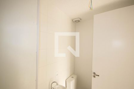 Banheiro de apartamento à venda com 2 quartos, 41m² em Vila Guilherme, São Paulo