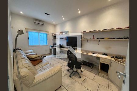 Casa à venda com 4 quartos, 400m² em Jardim Leonor Mendes de Barros, São Paulo