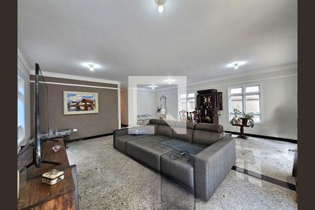 Casa à venda com 4 quartos, 418m² em Jardim Leonor Mendes de Barros, São Paulo