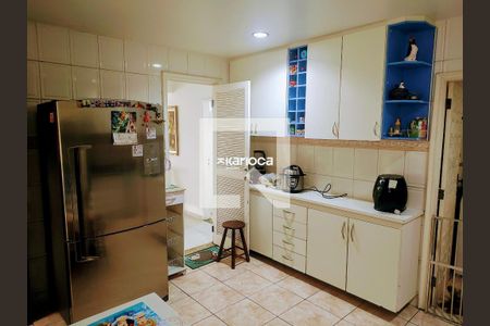 Casa à venda com 2 quartos, 226m² em Anil, Rio de Janeiro