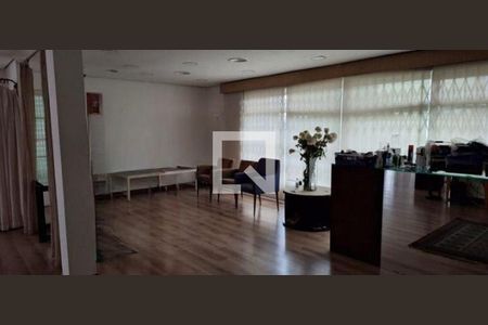 Casa à venda com 3 quartos, 240m² em Jardim São Paulo, São Paulo