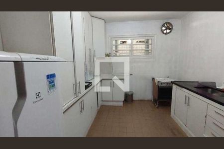 Casa à venda com 3 quartos, 240m² em Jardim São Paulo, São Paulo