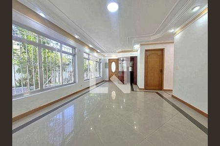 Casa à venda com 5 quartos, 300m² em Vila Albertina, São Paulo