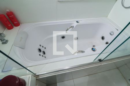 Apartamento à venda com 171m², 3 quartos e 3 vagasBanheiro da Suíte 2