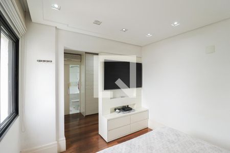 Apartamento à venda com 171m², 3 quartos e 3 vagasSuíte 2