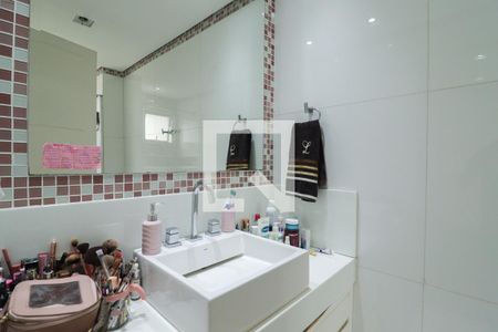 Apartamento à venda com 171m², 3 quartos e 3 vagasBanheiro da Suíte 1