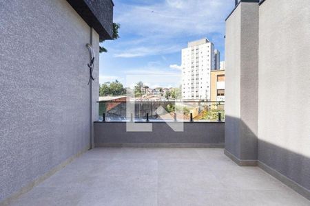 Casa à venda com 4 quartos, 400m² em Vila Albertina, São Paulo