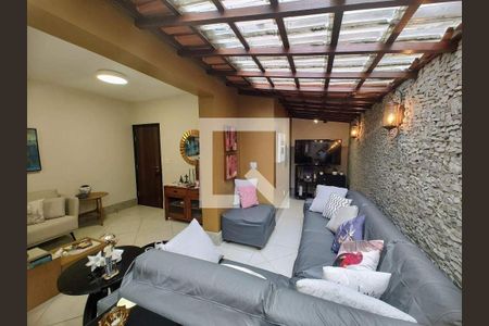 Apartamento à venda com 3 quartos, 250m² em Vila Paris, Belo Horizonte