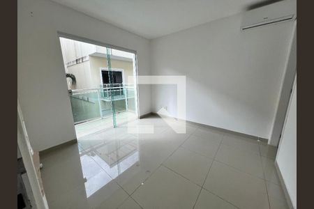 Suite 1 de casa de condomínio para alugar com 3 quartos, 125m² em Tanque, Rio de Janeiro