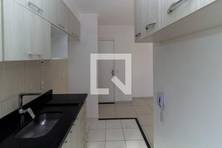 Cozinha de apartamento para alugar com 2 quartos, 45m² em Jardim Ibitirama, São Paulo