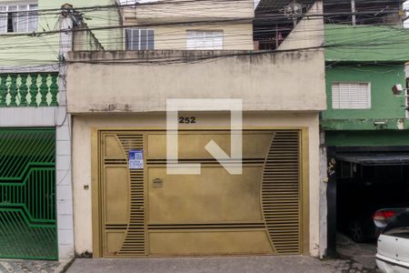 Fachada de casa para alugar com 1 quarto, 54m² em Jardim Sapopemba, São Paulo