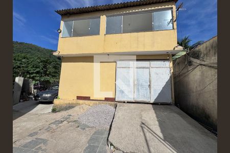 Fachada de casa à venda com 3 quartos, 110m² em Recreio dos Bandeirantes, Rio de Janeiro