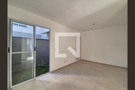 Sala de apartamento à venda com 2 quartos, 48m² em Recreio, Rio de Janeiro