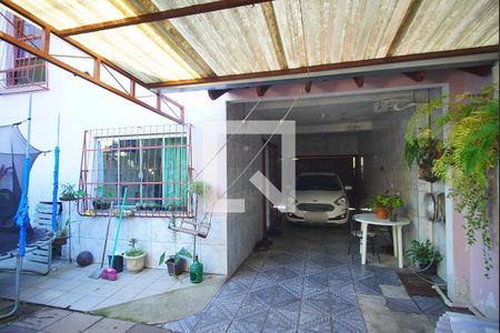 Garagem de casa à venda com 4 quartos, 265m² em Passo das Pedras, Porto Alegre