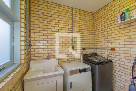 Área de Serviço de casa à venda com 3 quartos, 235m² em Niterói, Canoas