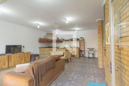 Varanda de casa à venda com 3 quartos, 235m² em Niterói, Canoas