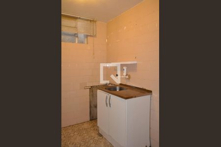 Cozinha de apartamento à venda com 1 quarto, 37m² em Partenon, Porto Alegre