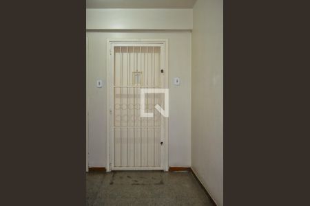 Porta do apartamento de apartamento à venda com 1 quarto, 37m² em Partenon, Porto Alegre