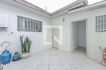 Quintal - 2 andar de casa à venda com 4 quartos, 185m² em Floresta, Porto Alegre