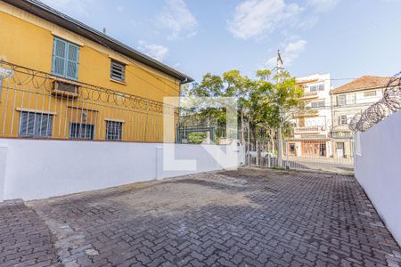 Garagem de casa à venda com 4 quartos, 185m² em Floresta, Porto Alegre