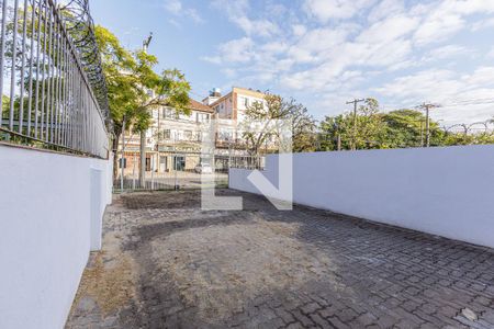 Garagem de casa à venda com 4 quartos, 185m² em Floresta, Porto Alegre