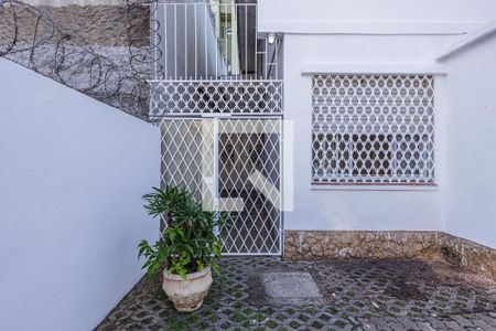 Fachada de casa à venda com 4 quartos, 185m² em Floresta, Porto Alegre