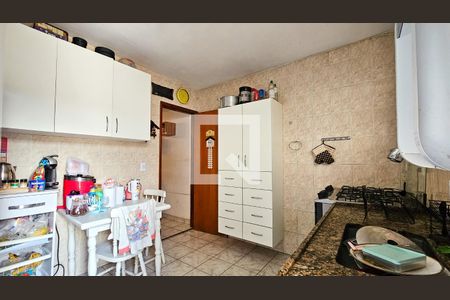 Cozinha de casa à venda com 4 quartos, 180m² em Interlagos, São Paulo
