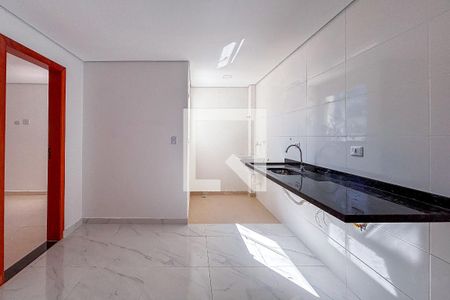 Cozinha de apartamento para alugar com 3 quartos, 75m² em Vila Dalila, São Paulo