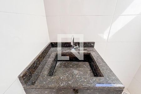 Banheiro Social de apartamento para alugar com 2 quartos, 80m² em Vila Dalila, São Paulo