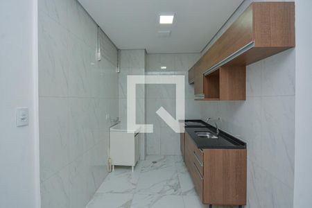 Cozinha e Área de Serviço de apartamento à venda com 1 quarto, 26m² em Jardim Sabara, São Paulo