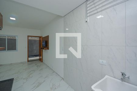 Cozinha e Área de Serviço de apartamento à venda com 1 quarto, 26m² em Jardim Sabara, São Paulo