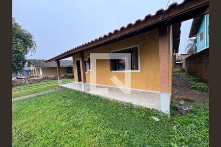 Quintal de casa à venda com 3 quartos, 125m² em Santos Dumont, São Leopoldo