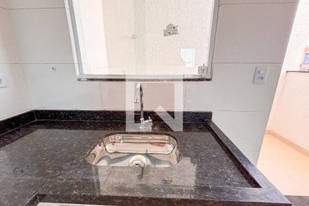 Sala/Cozinha de apartamento para alugar com 2 quartos, 80m² em Vila Dalila, São Paulo