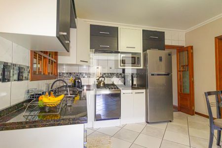 Cozinha de casa à venda com 4 quartos, 250m² em Niterói, Canoas