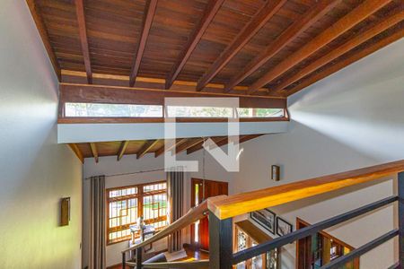 Escada de casa à venda com 4 quartos, 250m² em Niterói, Canoas