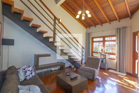 Sala de casa à venda com 4 quartos, 250m² em Niterói, Canoas