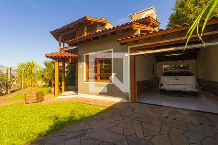 Garagem de casa à venda com 4 quartos, 250m² em Niterói, Canoas
