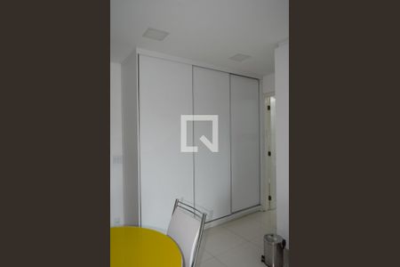 Cozinha de apartamento para alugar com 1 quarto, 38m² em Jardim Paulistano, São Paulo