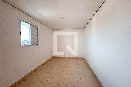 Quarto 1 de apartamento para alugar com 2 quartos, 80m² em Vila Dalila, São Paulo